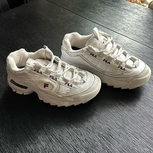 Fila sneakers size 6